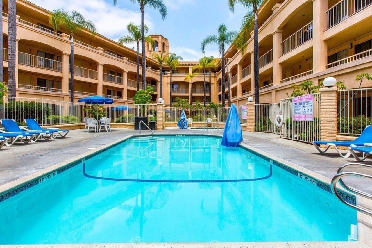 Homewood Suites By Hilton San Diego Central Exterior photo