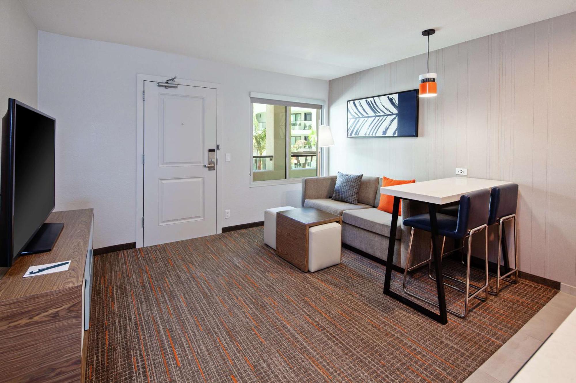 Homewood Suites By Hilton San Diego Central Exterior photo