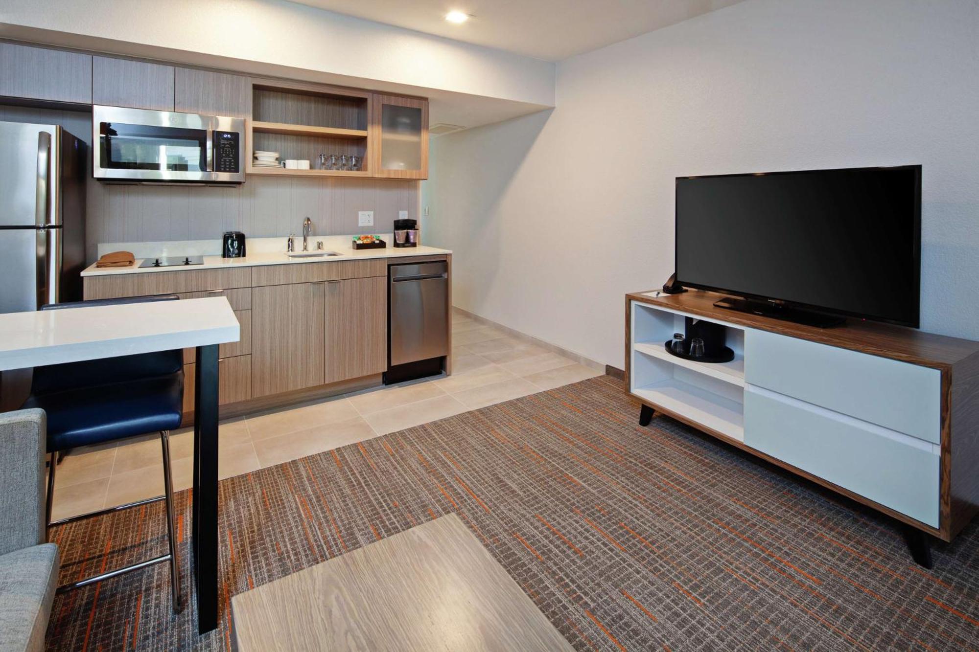 Homewood Suites By Hilton San Diego Central Exterior photo