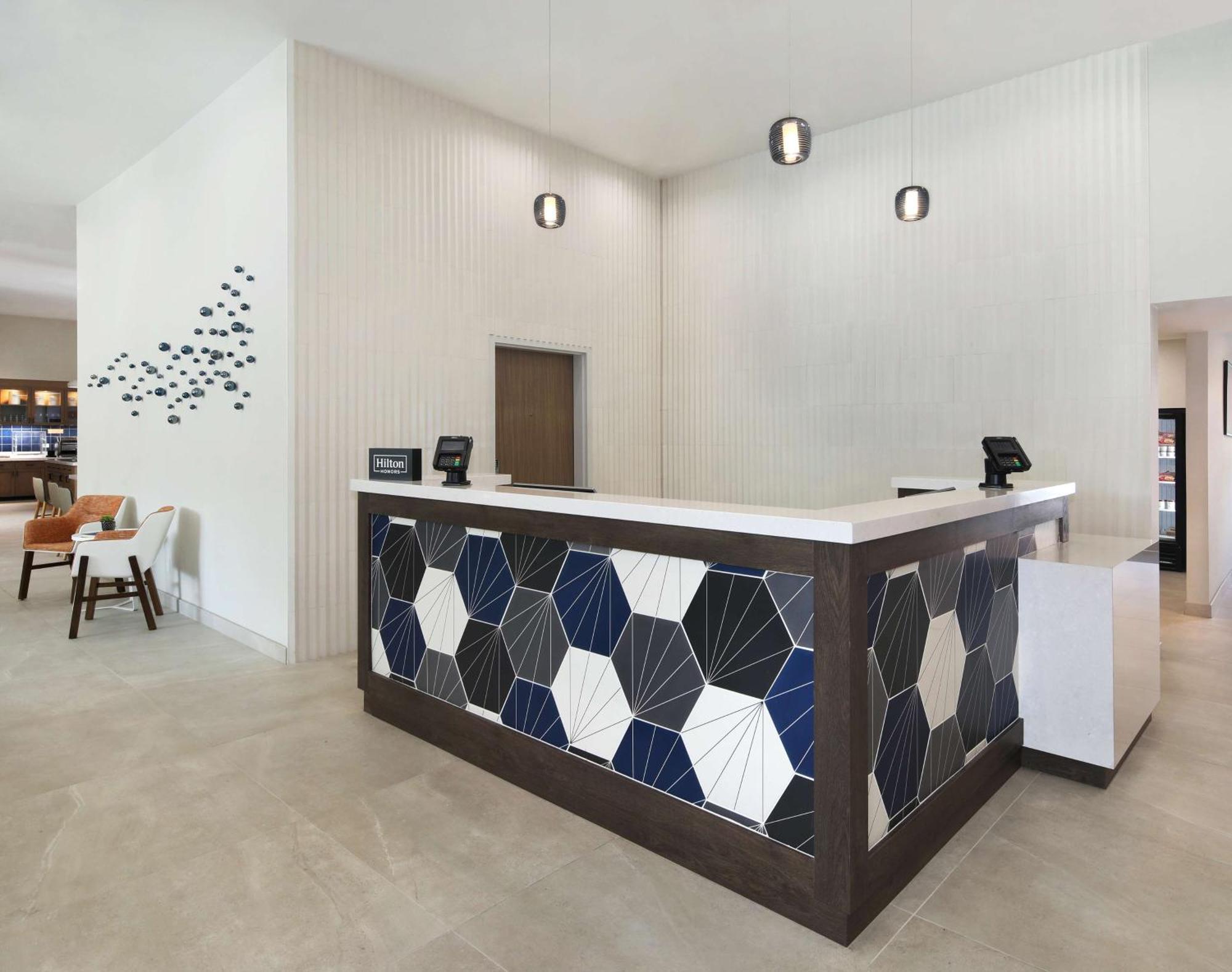 Homewood Suites By Hilton San Diego Central Exterior photo