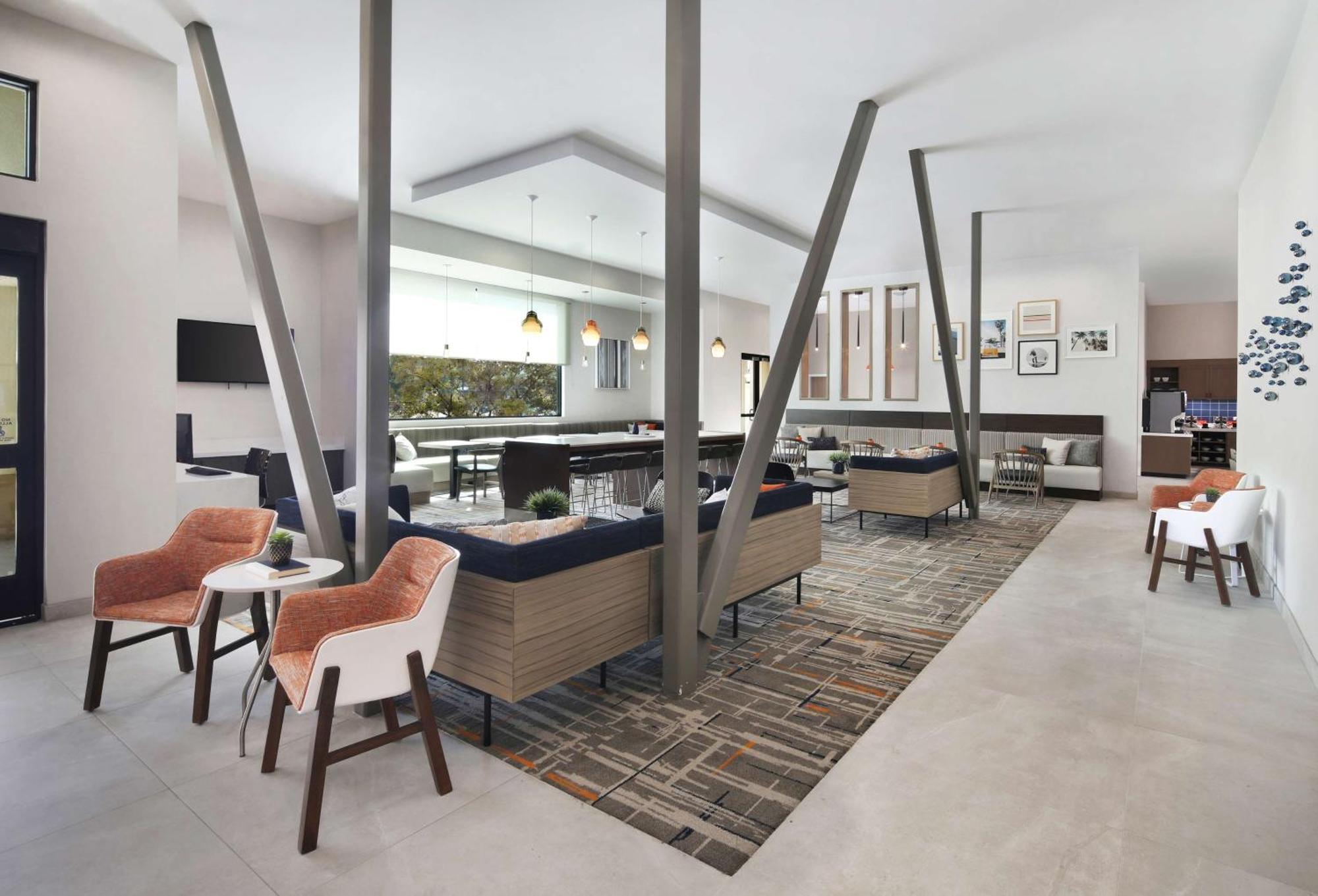 Homewood Suites By Hilton San Diego Central Exterior photo