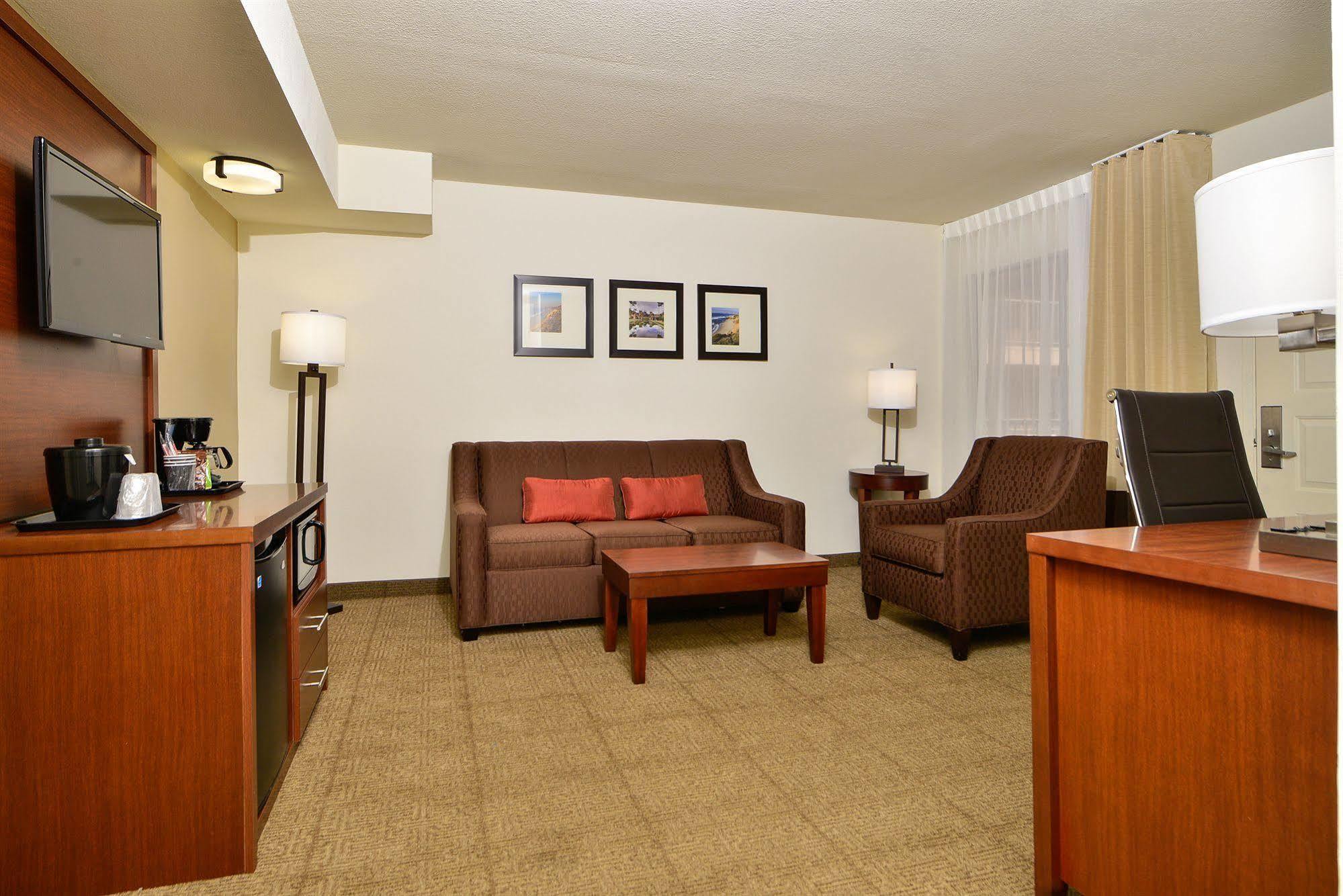 Homewood Suites By Hilton San Diego Central Exterior photo