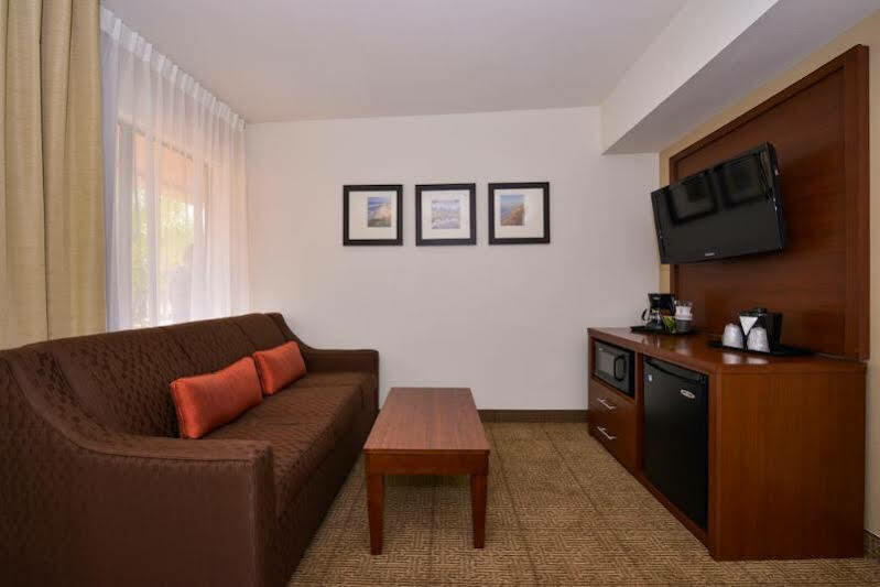 Homewood Suites By Hilton San Diego Central Exterior photo